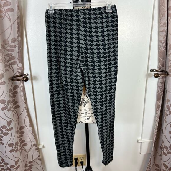 Black and gray houndstooth leggings - Picture 1 of 5